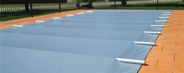 Tipos de cobertores de seguridad para piscina